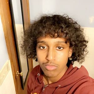 Meet your Posher, Hamsa